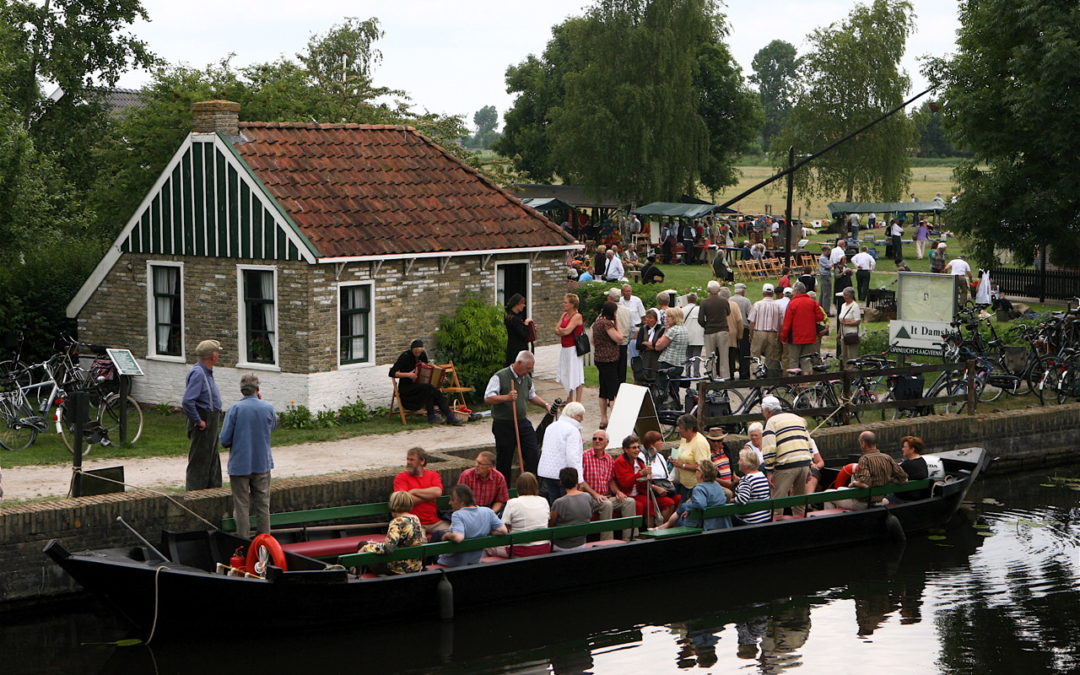 Varen met de turfbok van It Damshûs   